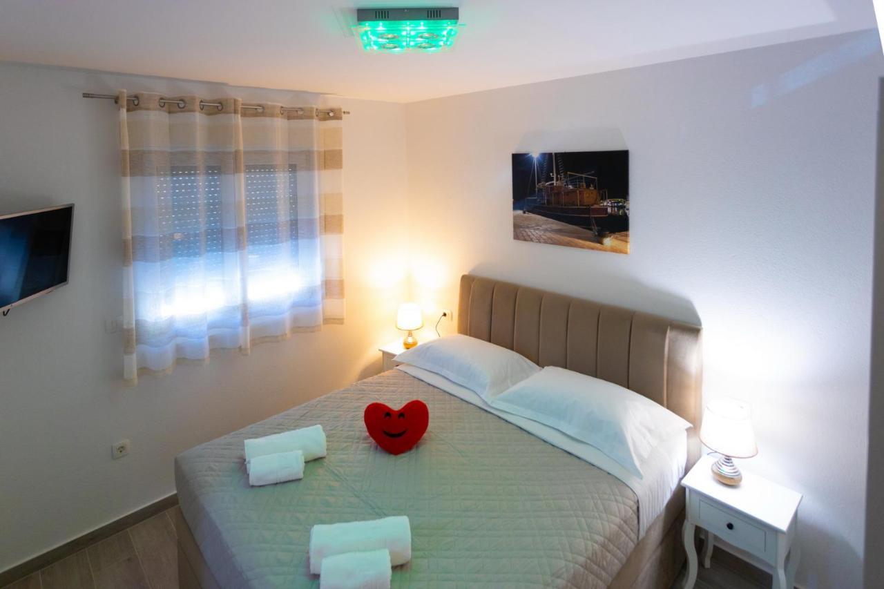 Apartments Jasa Deluxe Makarska Eksteriør bilde