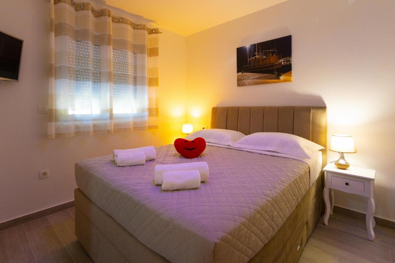 Apartments Jasa Deluxe Makarska Eksteriør bilde